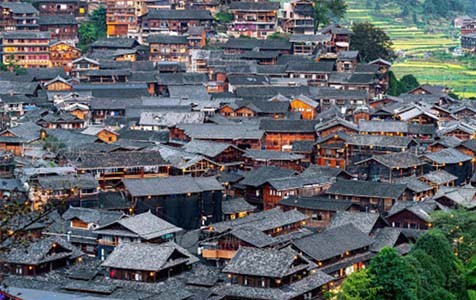 烟台6种常见的外墙仿石漆施工工艺！